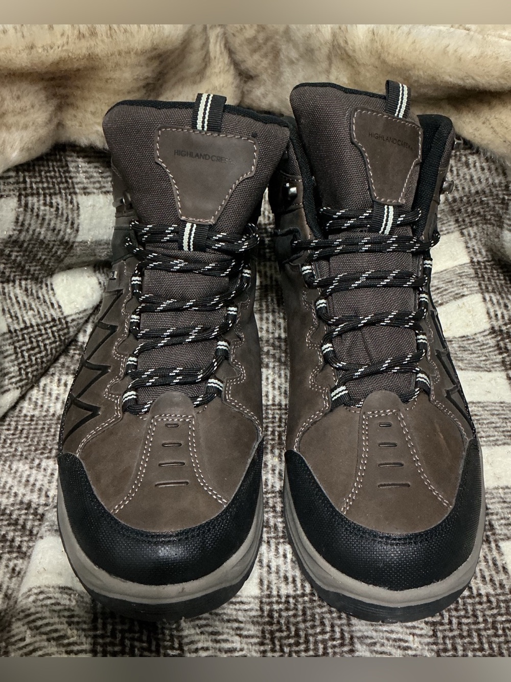 HIGHLAND CREEK RIDGE MID MENS HIKING BOOTS